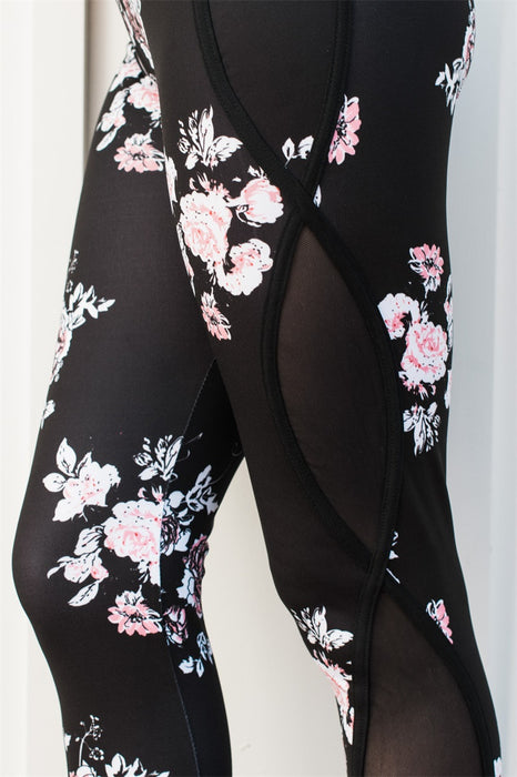 Stylish legging with mesh insert